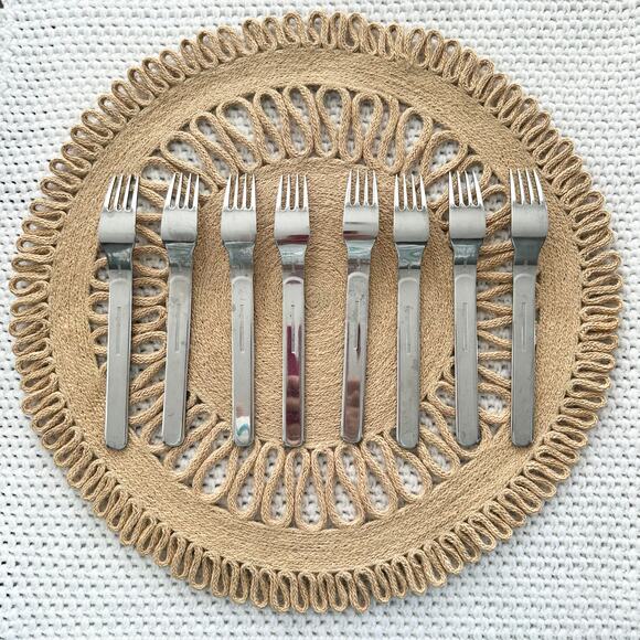 Reed & Barton Middleburg Marlborough Stainless Steel Dinner Forks Set of 8 Japan - Picture 1 of 7